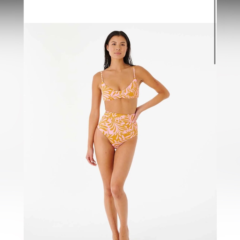 Rip curl two piece swimsuit